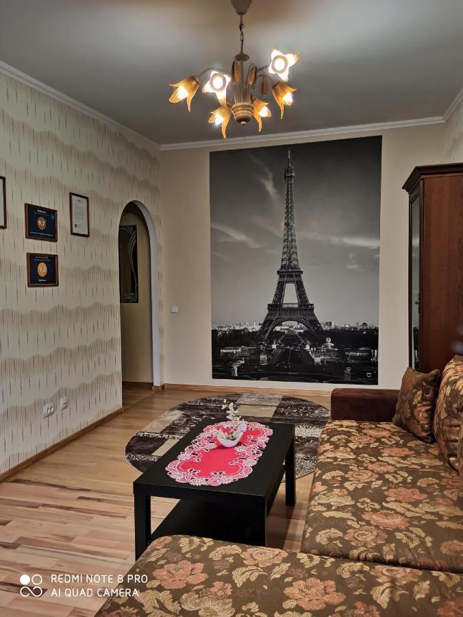 Apartment On Krainego Str 27 Slonim Kültér fotó